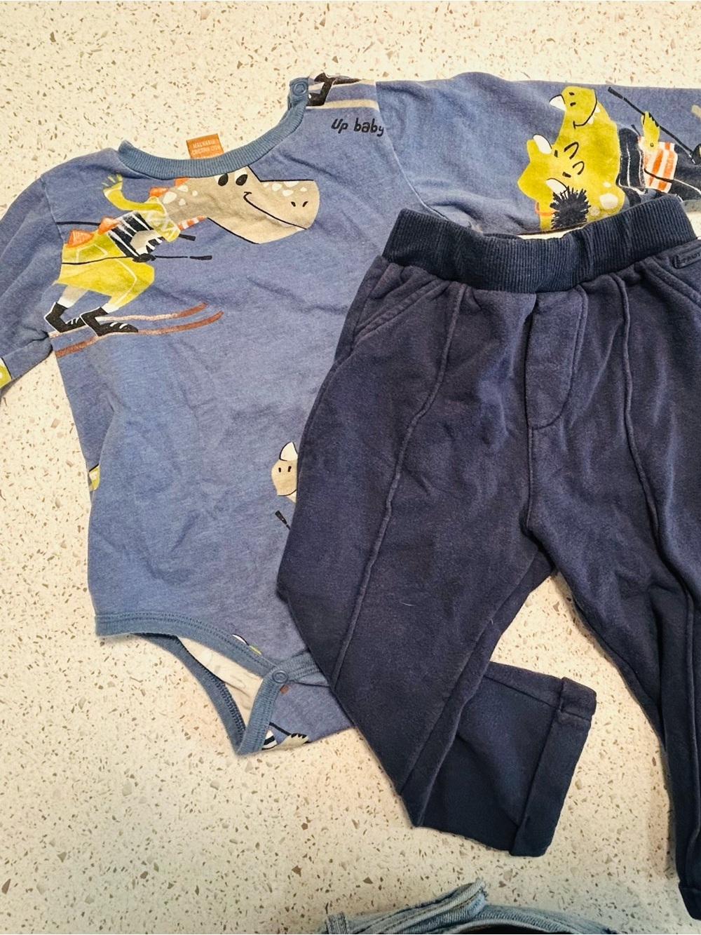 Blue Graphic Kids Matching Set - Long Sleeve Bodysuit & Pants